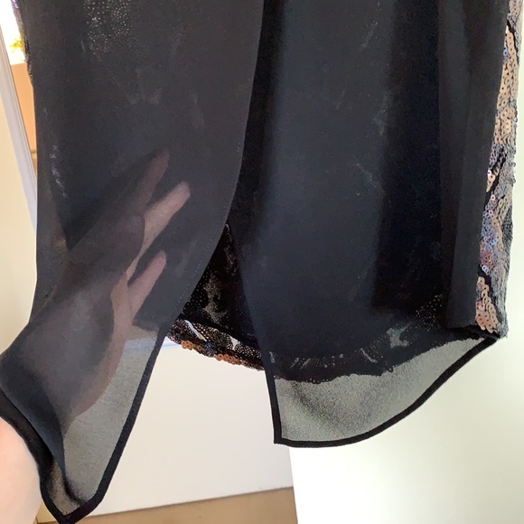 Sequin open back top - Picture 5 of 6